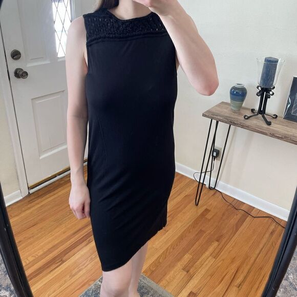 AllSaints Simmo Tee Crochet Fringe Mini Dress Black - Picture 2 of 8